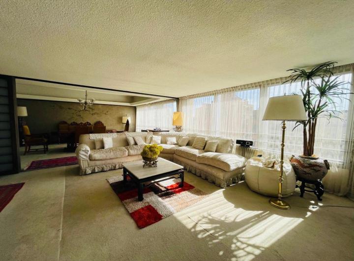 Departamento · 320m² · 7 Ambientes · 1 Cochera