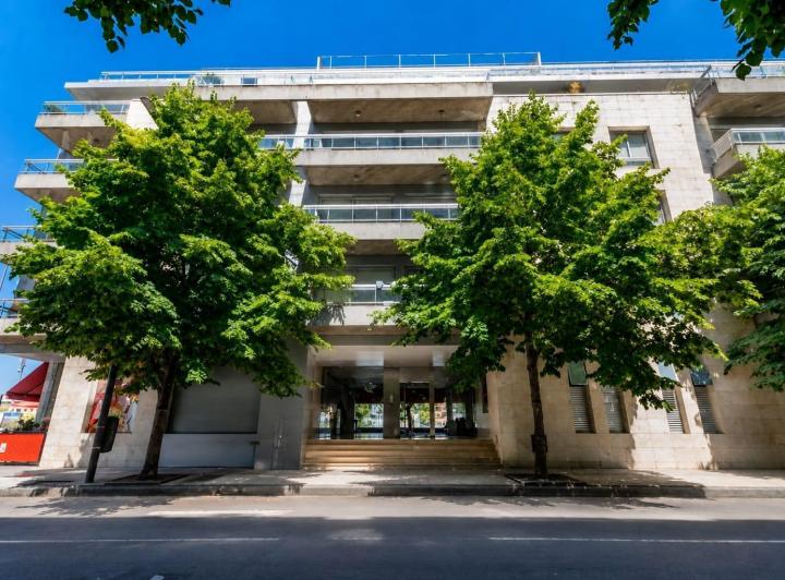 Departamento · 74m² · 2 Ambientes · 1 Cochera