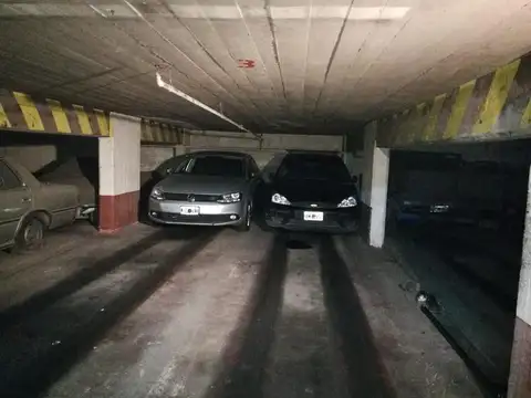 Cochera en Venta en Recoleta, CABA