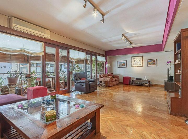 Departamento · 167m² · 5 Ambientes · 1 Cochera