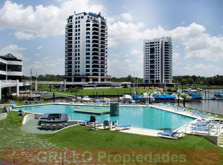 Departamento · 140m² · 4 Ambientes · 1 Cochera