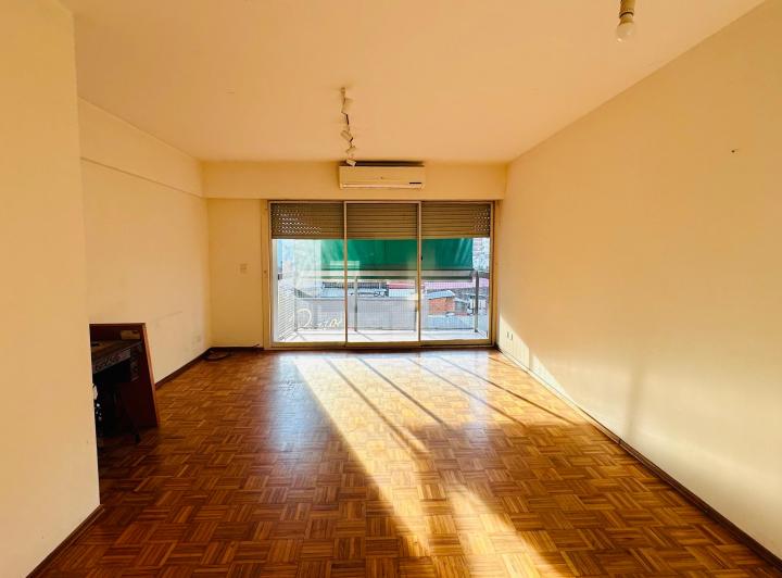 Departamento · 77m² · 4 Ambientes