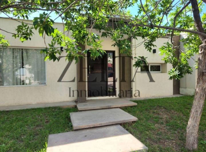 Casa · 110m² · 3 Ambientes · 1 Cochera