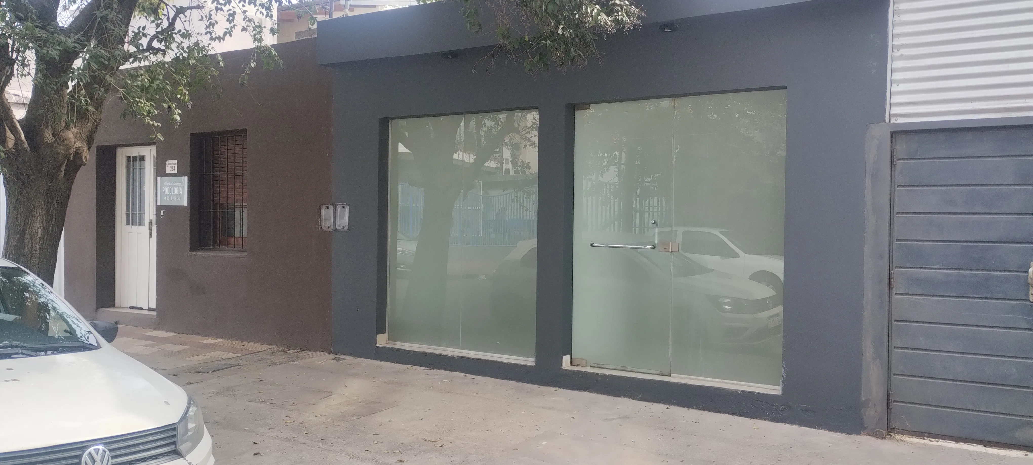 Alquila local /oficina comercial 30 mts Alto Alberdi