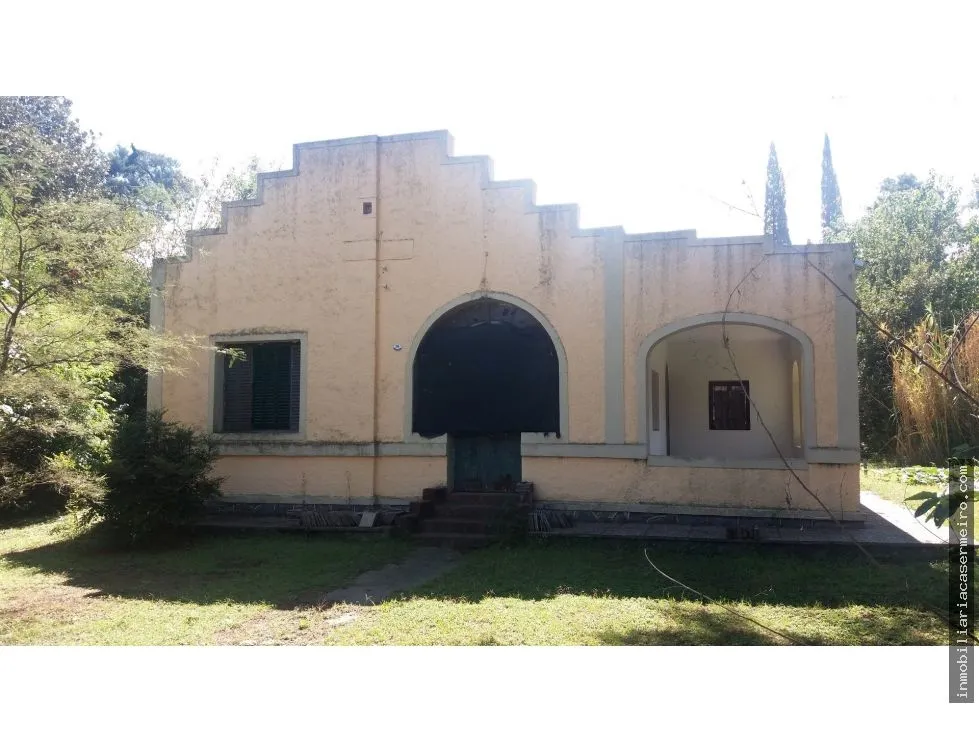 CASONA EN UNQUILLO.
