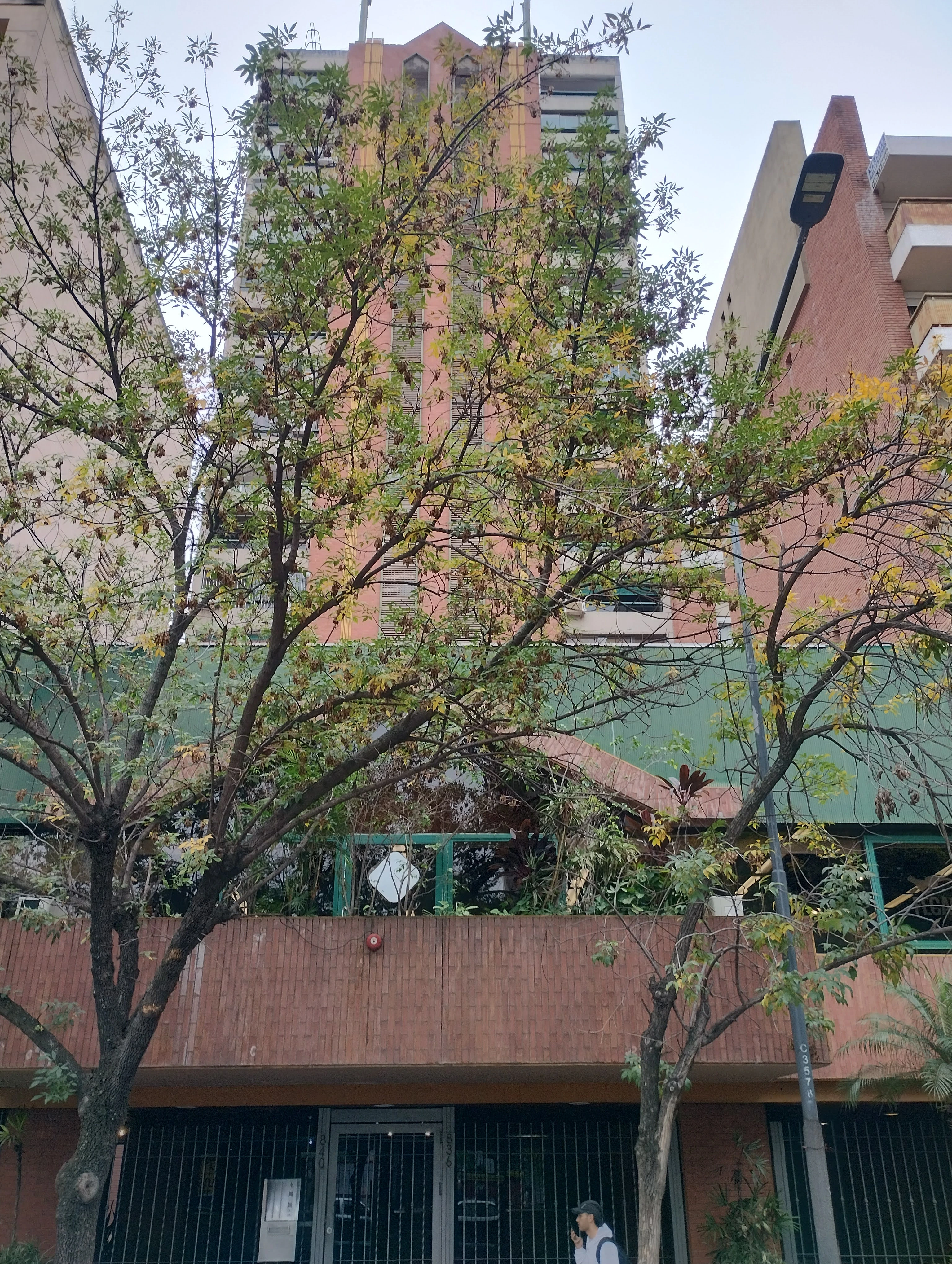 NVA CBA SEMIPISO CATEGORIA, 3 DORM, 2 BAÑOS BALCON COCHERA.