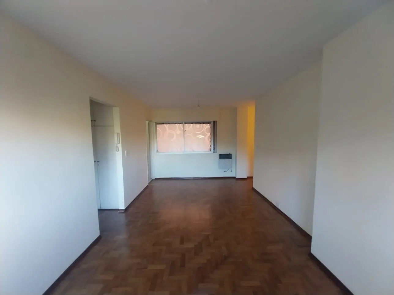 Se Alquila Dpto 1 Dormirtorio AV M.T. de Alvear Esq 27 de Abril