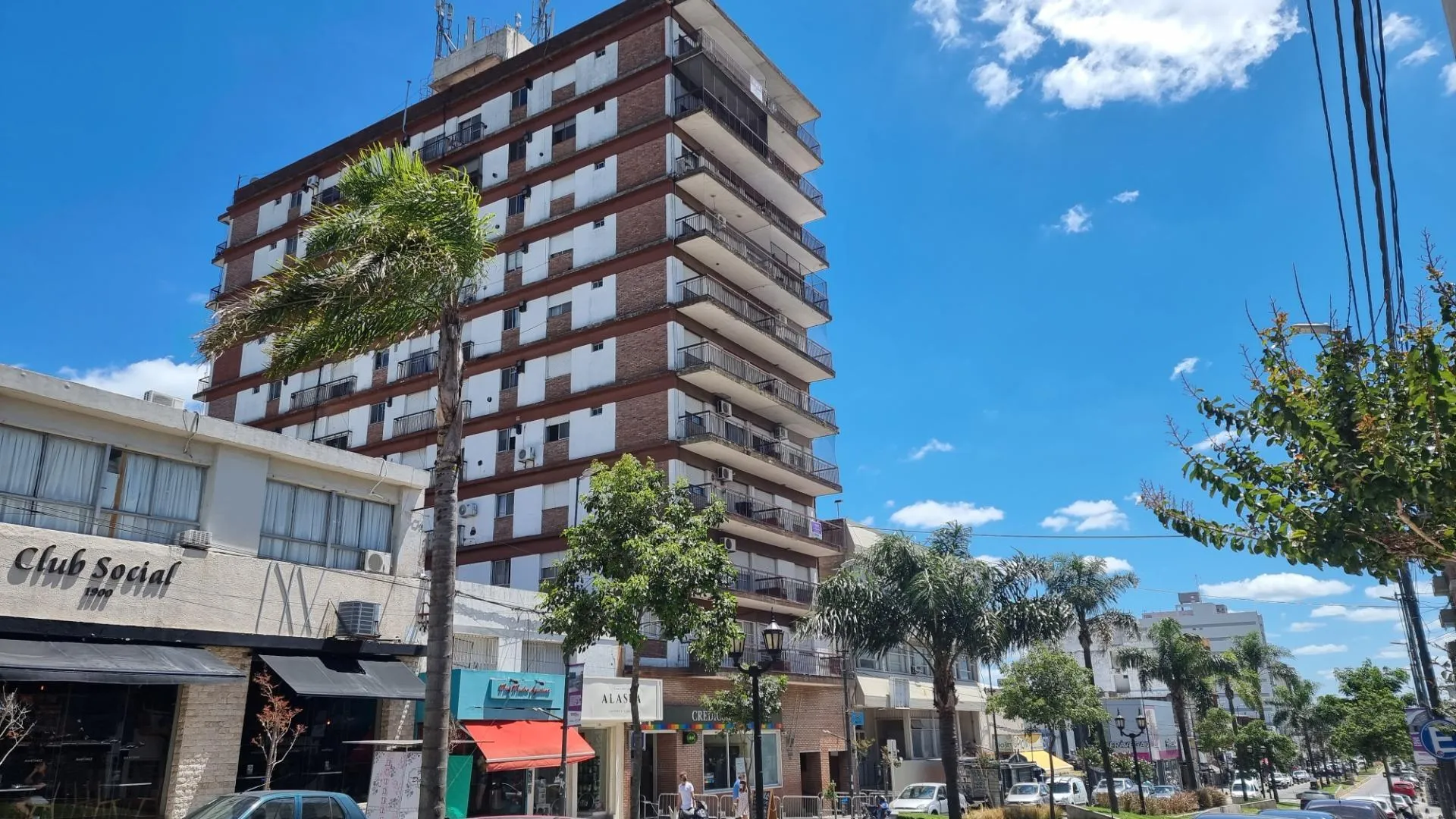 DEPARTAMENTO EN VENTA CAMPANA