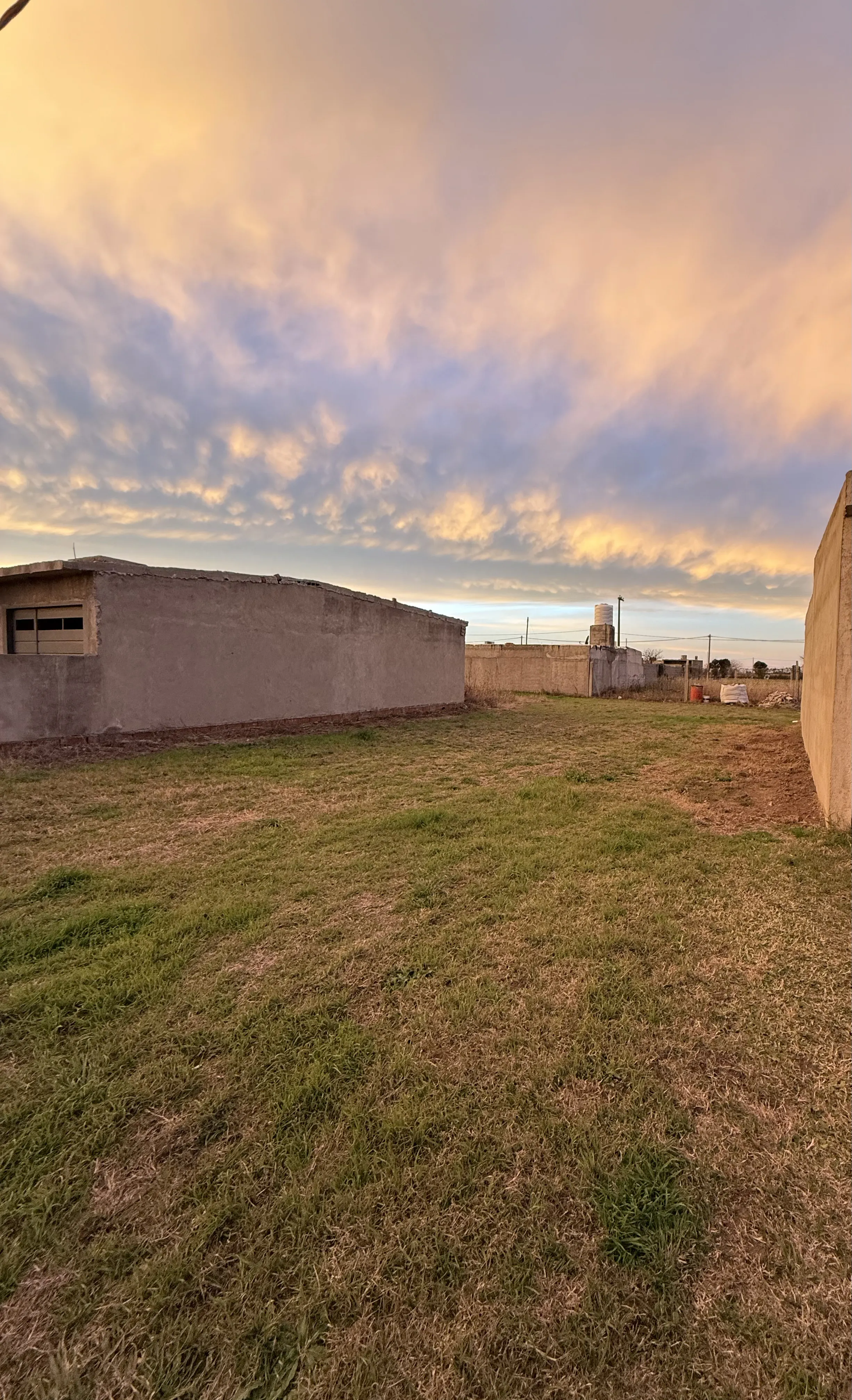 Dueño directo vende terreno en Toledo Córdoba – 300 m² con escritura