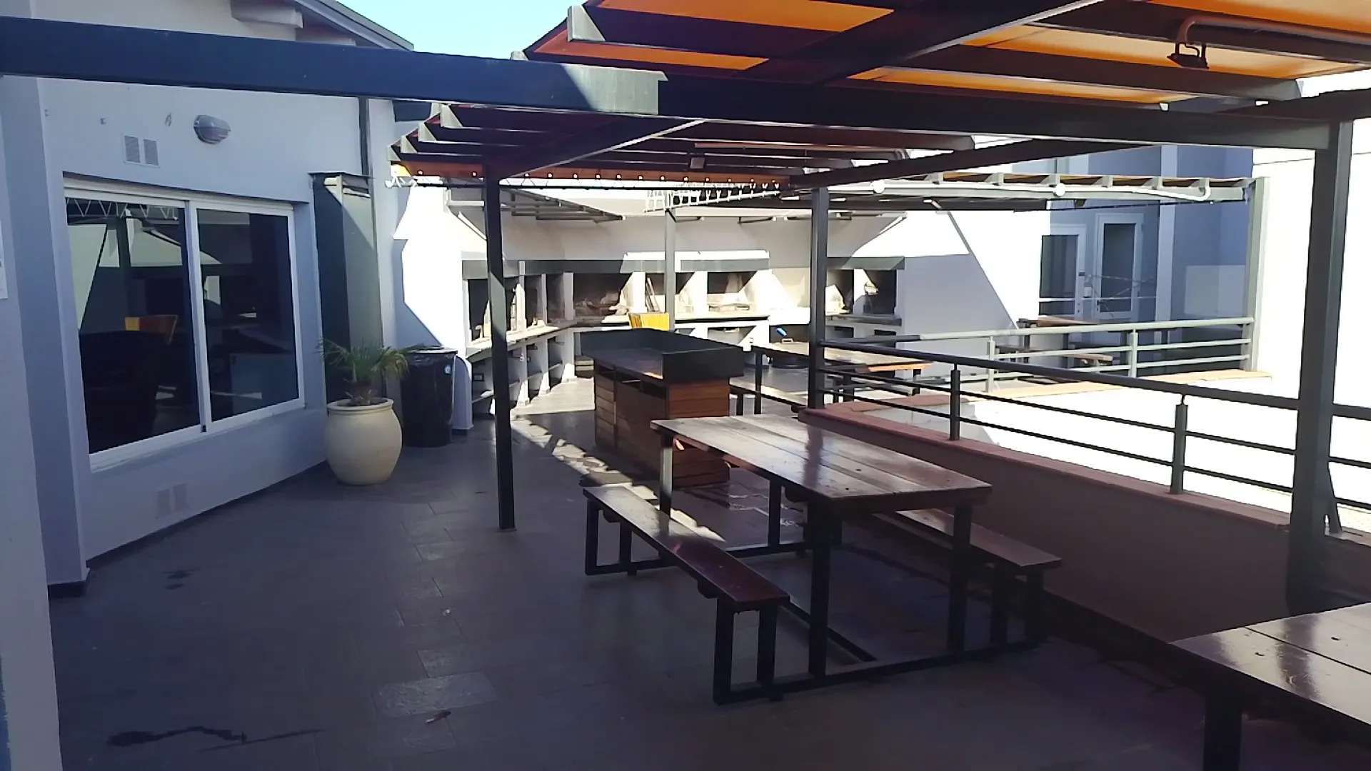 DEPTO DE UN DORMITORIO CARLOS PAZ CENTRO CON AMENITIES