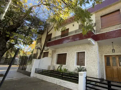 Casa en Alquiler en Villa Devoto, Capital Federal