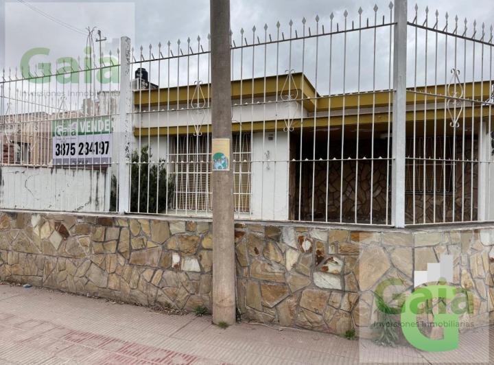 Casa · 100m² · 5 Ambientes · 2 Cocheras