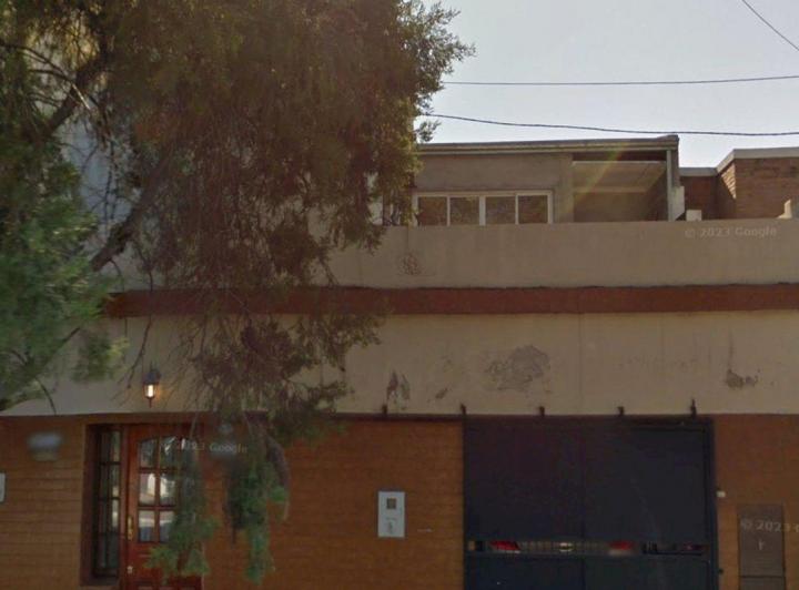 Casa · 300m² · 8 Ambientes · 1 Cochera