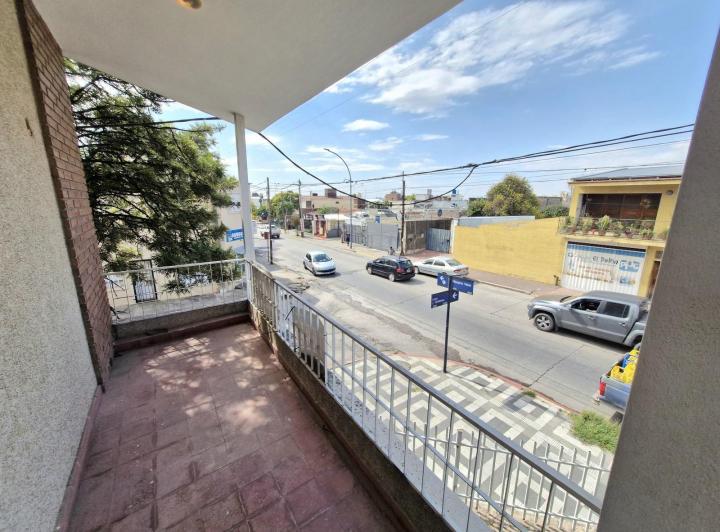 Casa · 171m² · 5 Ambientes · 1 Cochera