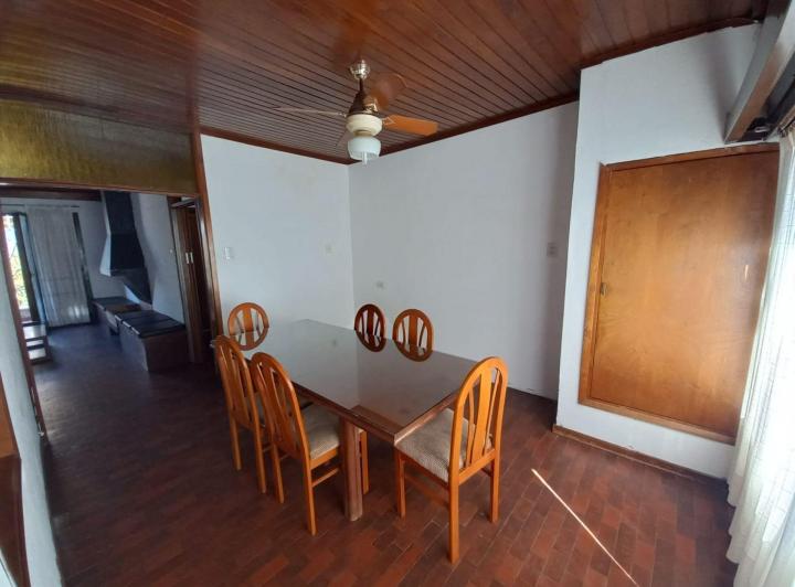 Casa · 118m² · 5 Ambientes