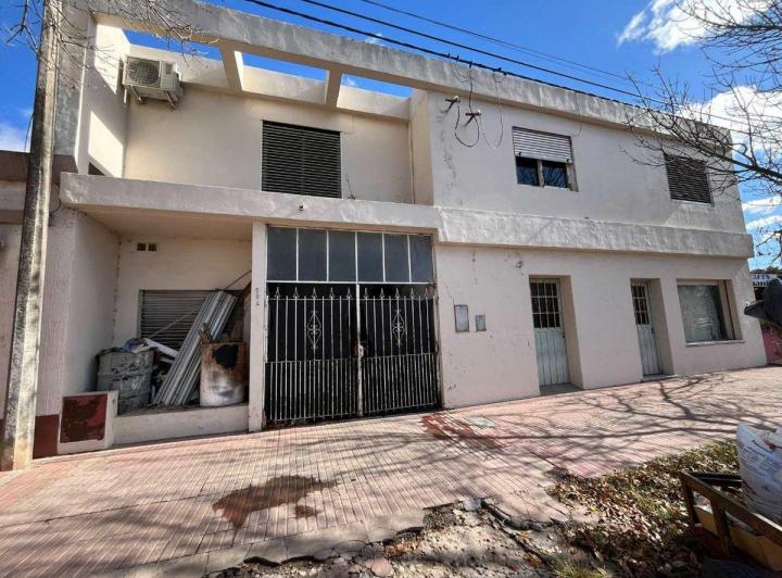 Casa · 314m² · 11 Ambientes · 1 Cochera