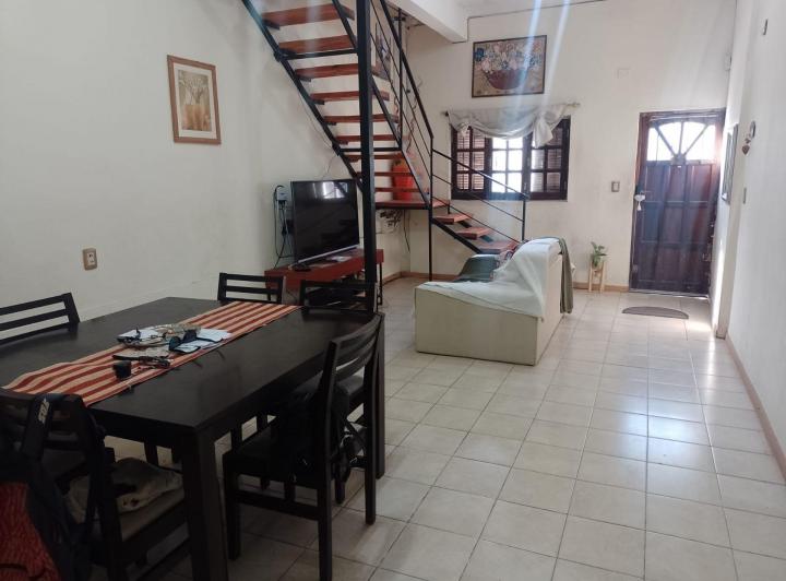 Casa · 150m² · 6 Ambientes