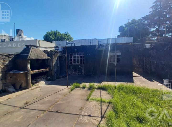 Casa · 115m² · 4 Ambientes · 1 Cochera