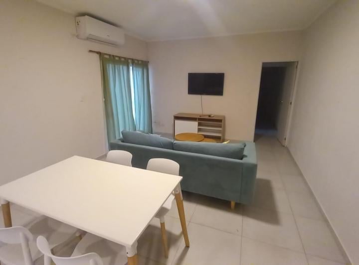 Casa · 81m² · 2 Dormitorios · 1 Cochera