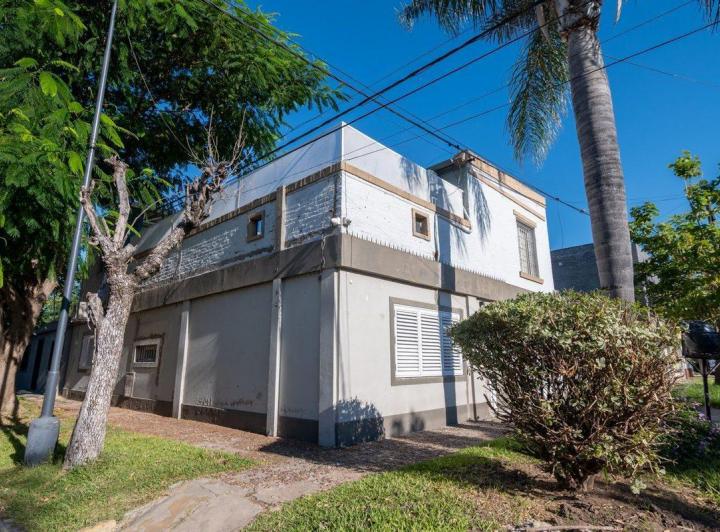 Casa · 138m² · 5 Ambientes · 1 Cochera