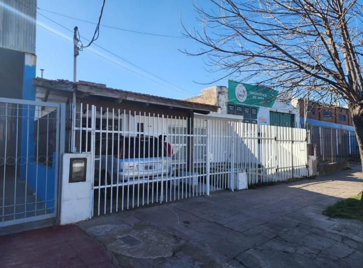 Casa · 144m² · 3 Dormitorios · 1 Cochera