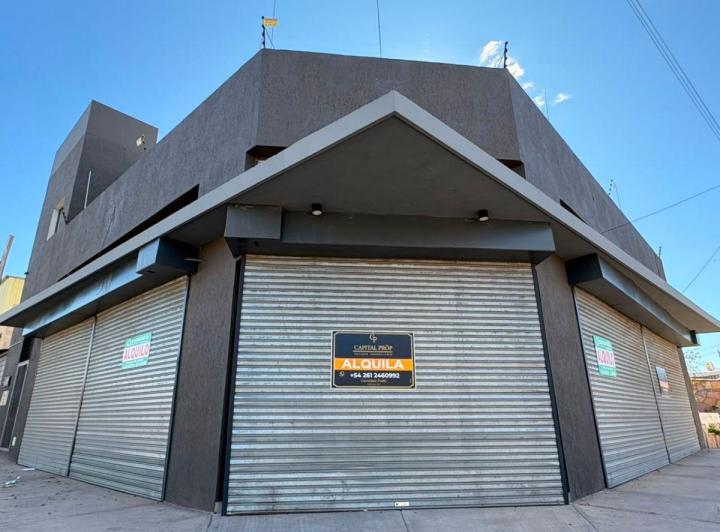 Local comercial · 220m²