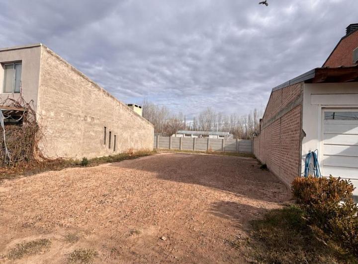 Terreno · 238m²