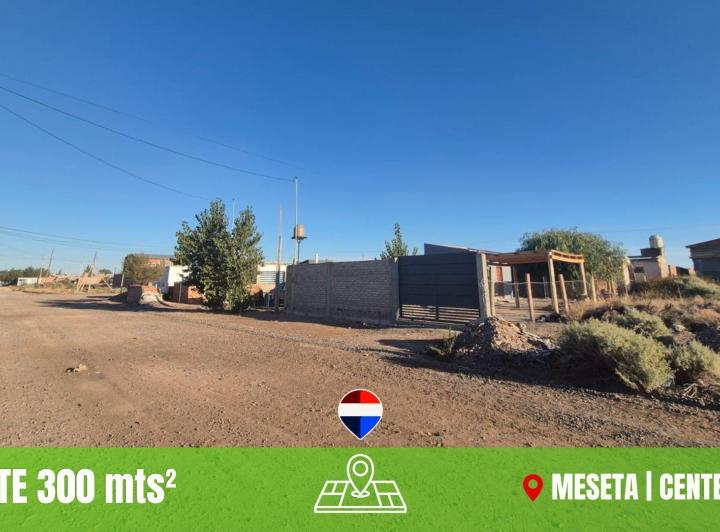 Terreno · 300m²