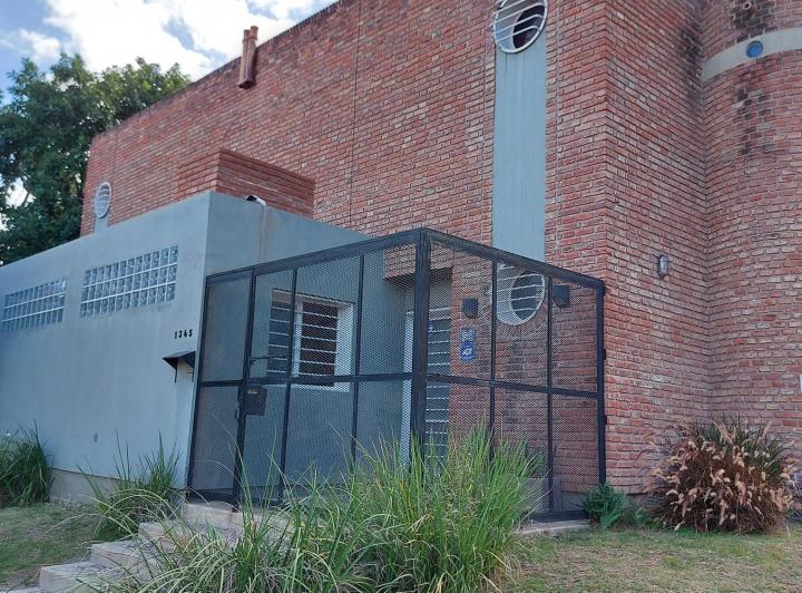 Casa · 265m² · 4 Dormitorios · 3 Cocheras