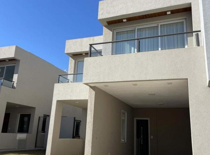 Departamento · 200ha · 8 Ambientes