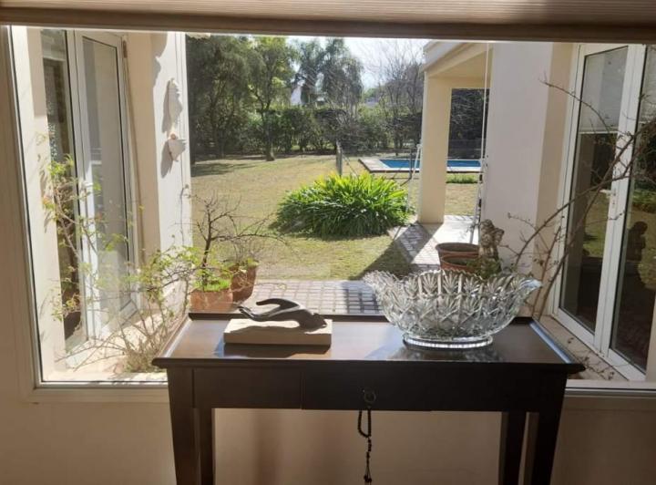 Casa · 211m² · 12 Ambientes · 2 Cocheras