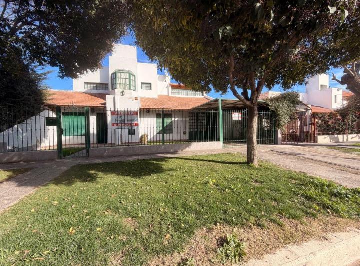 Departamento · 100m² · 4 Ambientes · 1 Cochera