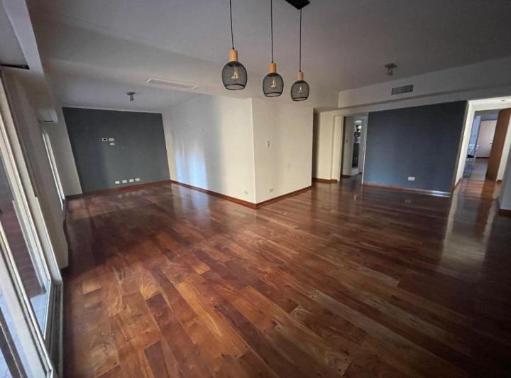 Departamento · 140m² · 4 Ambientes · 1 Cochera