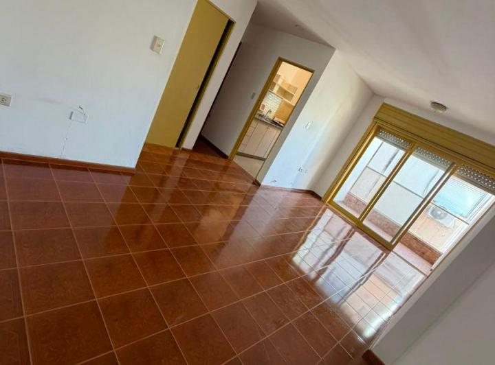 Departamento · 75m² · 5 Ambientes · 1 Cochera