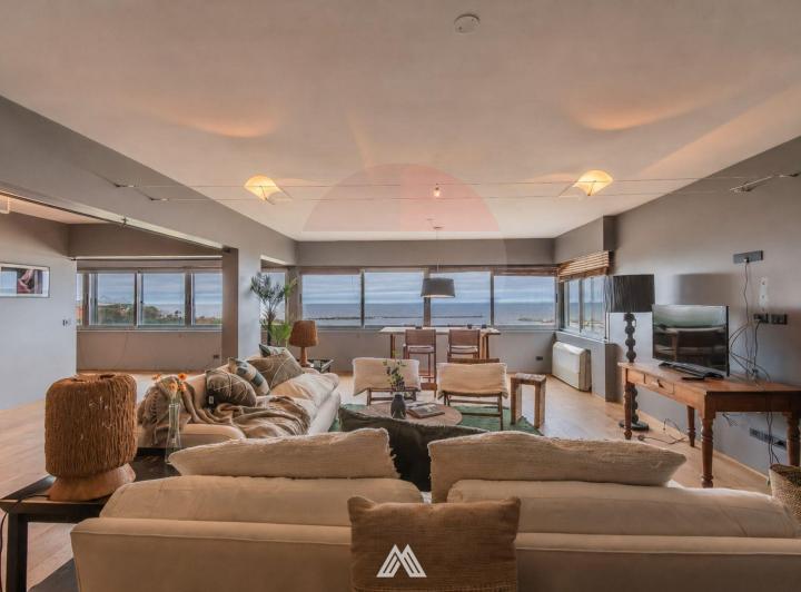 Departamento · 170m² · 5 Ambientes · 1 Cochera
