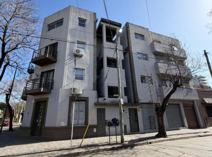 Departamento · 90m² · 3 Ambientes · 1 Cochera