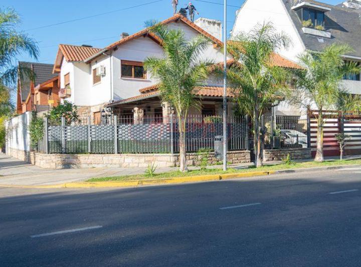 Casa · 340m² · 4 Ambientes