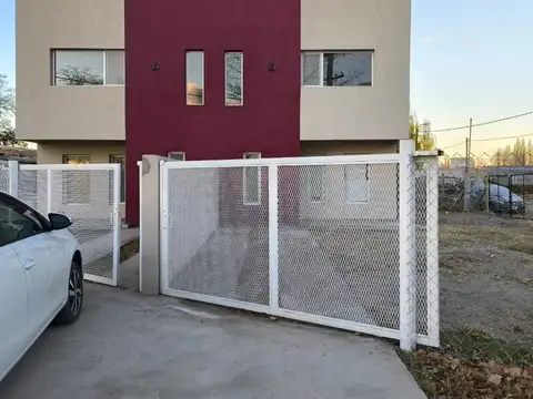 Casa en Alquiler en Plottier, Confluencia