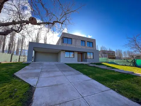 Casa en Venta en Lunlunta, Maipú