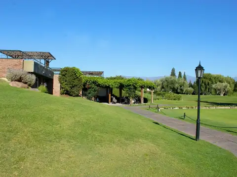 Casa en Venta en Villa Nueva de Guaymallen, Guaymallén