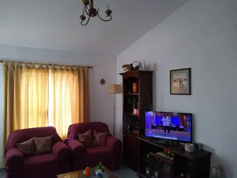 Casa en Venta en Malvinas Argentinas, Colón