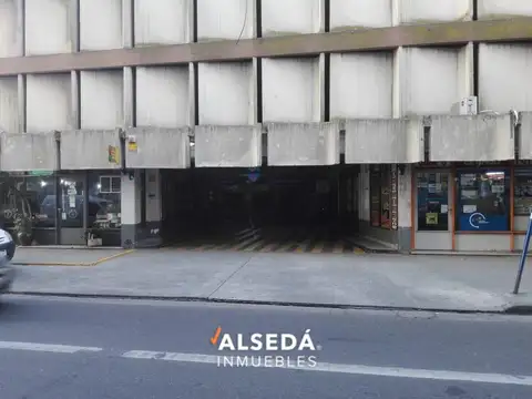 Cochera en Venta en Centro, Rosario