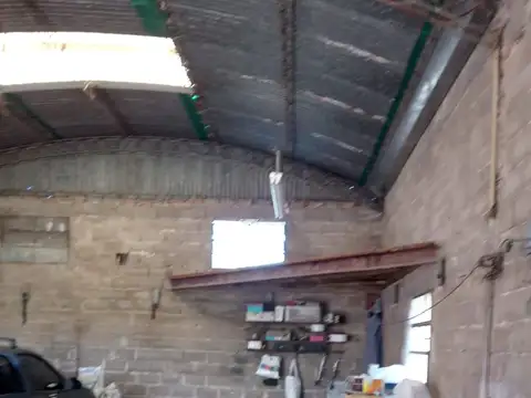 Galpón en Venta en Capitan Bermudez, San Lorenzo