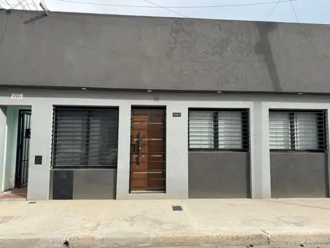 Casa en Venta en Azcuenaga, Rosario
