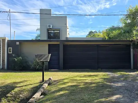 Casa en Venta en Don Carlos, Reconquista