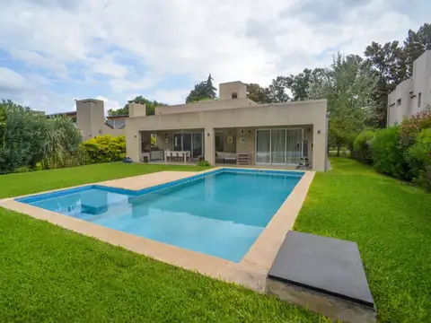 Casa en Venta en Santo Tome, La Capital