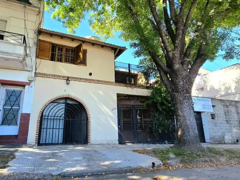 Casa en Venta en Villa Pueyrredon, Capital Federal
