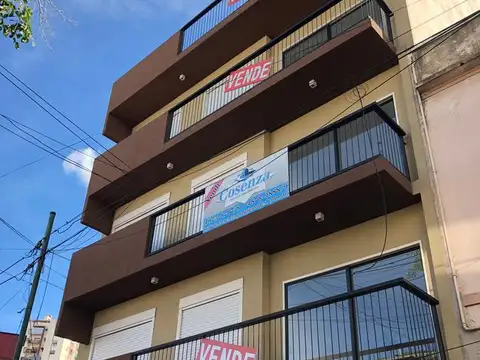Departamento en Alquiler en Parque Chacabuco, Capital Federal