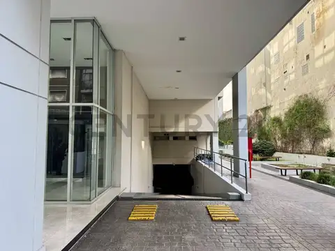 Cochera en Venta en Monserrat, Capital Federal