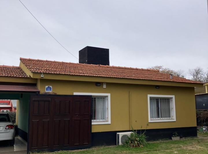 Casa · 100m² · 5 Ambientes · 1 Cochera